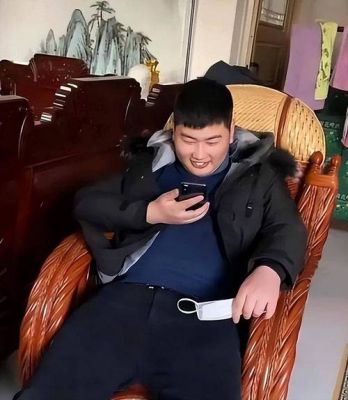 大衣哥”朱之文诉讼网暴者 暴露网络造谣产业链真相-第1张图片-九妖电影
