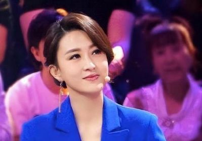 张蕾：在事业与家庭之间找到完美平衡的传奇主持人-第1张图片-九妖电影