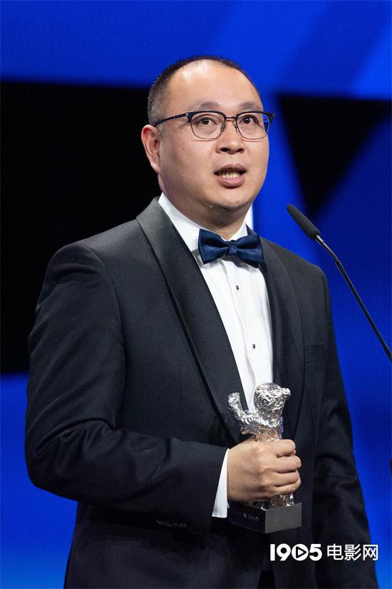 中国大陆首位！霍猛获柏林国际电影节最佳导演奖（霍斌医生）-第1张图片-九妖电影