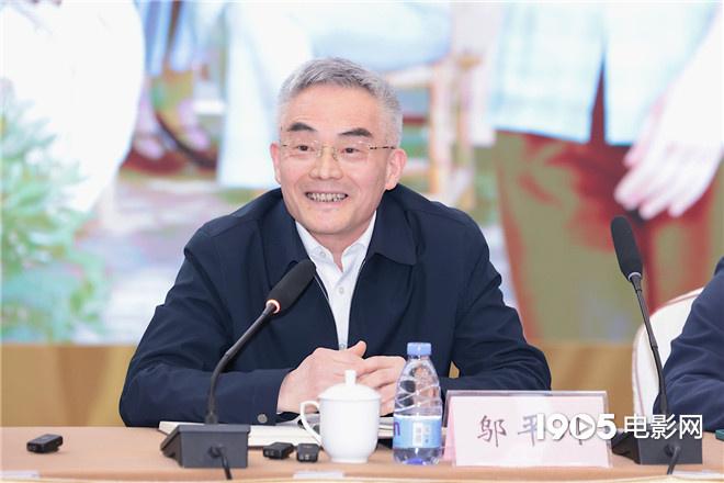 《六姊妹》研讨会举行 刘钧颖儿曹斐然分享感悟（六姊妹作者简介原名）-第2张图片-九妖电影