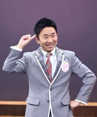 Loong9男团耍大牌引争议，杨迪暖心接机形成鲜明对比-第1张图片-九妖电影