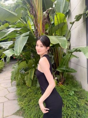 乔欣与豪门公子赖柏霖疑似已秘密结婚，发展不再拼搏-第1张图片-九妖电影
