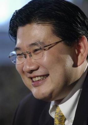 曹可凡的成就与争议：看这位老一辈艺人的真实故事-第1张图片-九妖电影
