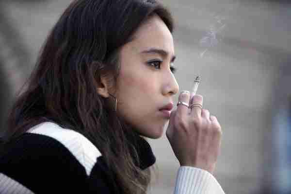 比悲伤更悲伤的故事 More than Blue-第4张图片-九妖电影
