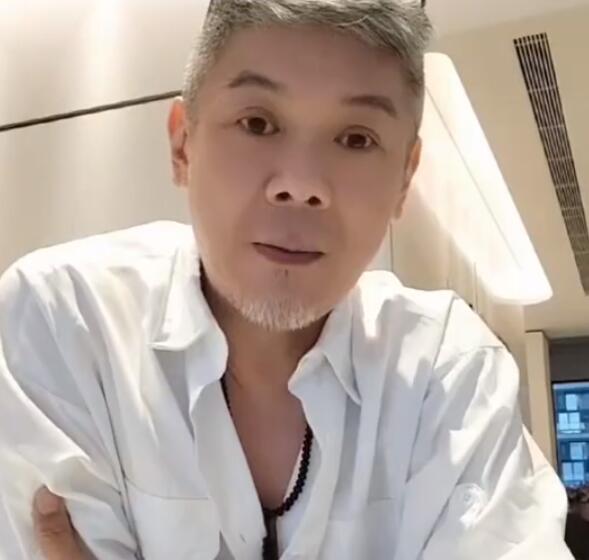 TVB男演员彭皓锋自曝抗癌两年 因母亲原因没手术-第1张图片-九妖电影