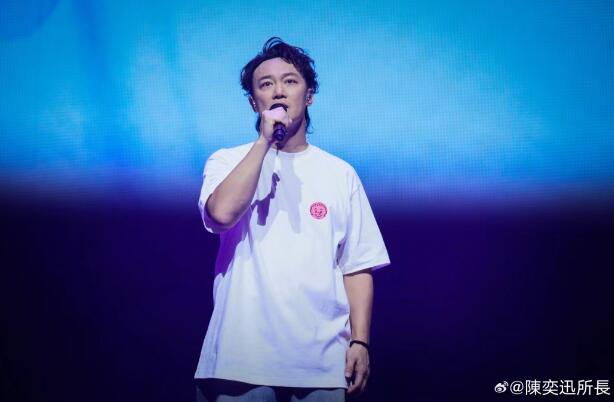 叶晓粤说陈奕迅去世是假新闻 人好好的-第1张图片-九妖电影