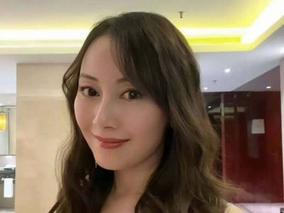 40岁袁嘉敏回港加入高级私人会所详解会费标准及生活近况-第1张图片-九妖电影