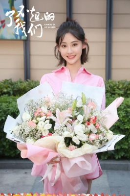 《鸭王》女主角全解析：袁嘉敏身价波动背后只因40万真相揭秘-第1张图片-九妖电影