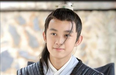 6岁小演员小沐晨因脑血管畸形危在旦夕，曾与吴磊合作广告，呼吁大家关注她的救治情况-第1张图片-九妖电影