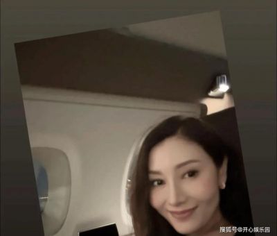 54岁李嘉欣伦敦健身房现身，陪儿子读书生活悠闲，虽有法令纹依旧优雅美丽-第1张图片-九妖电影