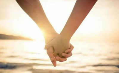 男女生携手共进 坤巴引发热议 男生与女生的观点碰撞 坤巴开元镇情景再现 讨论新时代的合作与努力-第1张图片-九妖电影
