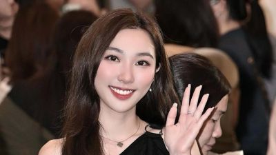 TVB前女星王君馨顺利诞下女儿，选择自然分娩十小时，表现勇敢无惧挑战-第1张图片-九妖电影