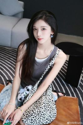 肖雨雨个人资料及整容前后对比，讨论她的婚姻状况和演艺实力-第1张图片-九妖电影