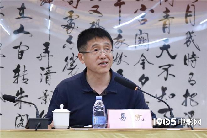 《借命而生》在京研讨 陆川分享首次执导剧集感受（借命而生的人物分析）-第8张图片-九妖电影