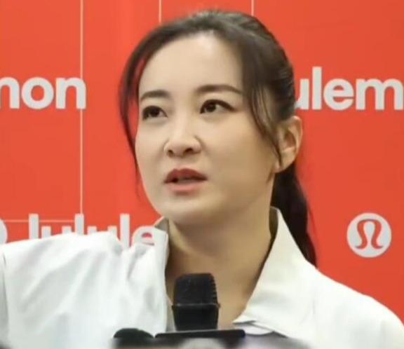 贾玲又瘦了 称自己是非常喜欢和擅长运动的人-第1张图片-九妖电影