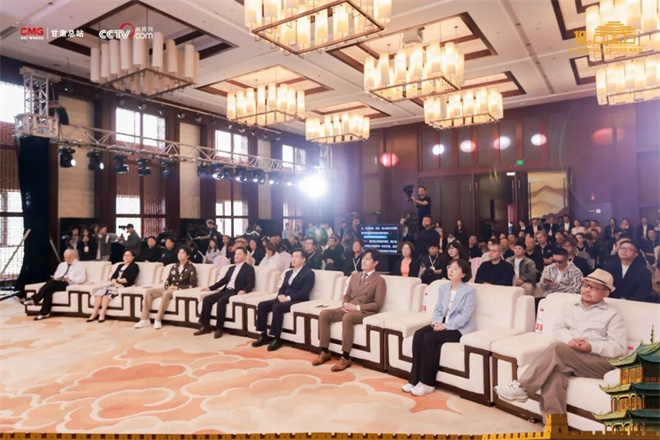 耿乐俞灏明包贝尔推荐!嘉峪关国际短片电影周闭幕-第3张图片-旧杳电影网