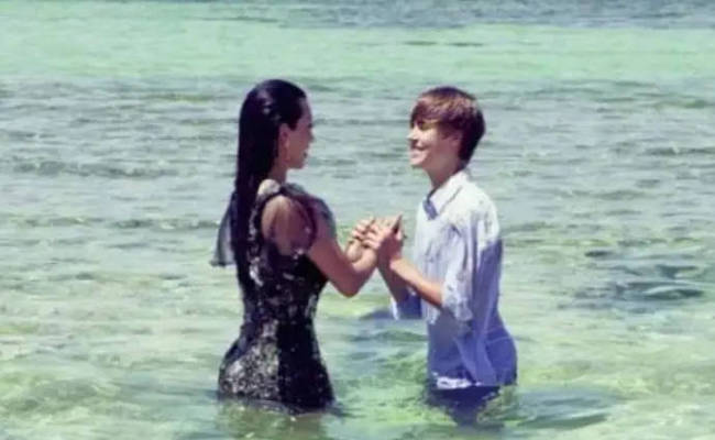 卡戴珊后悔曾与16岁的比伯拍性感写真-第1张图片-旧杳电影网 卡戴珊后悔曾与16岁的比伯拍性感写真-第1张图片-旧杳电影网