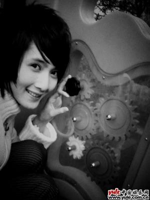 向鼎-第1张图片-旧杳电影网