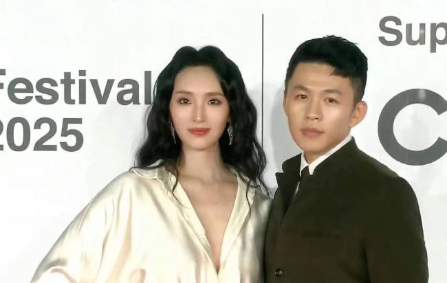 王紫璇李鸿其官宣结婚:我们一起创作一起成长-第2张图片-旧杳电影网 王紫璇李鸿其官宣结婚:我们一起创作一起成长-第2张图片-旧杳电影网