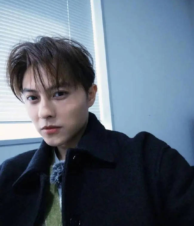 范姜彦曝王子邱胜翊插足他人婚姻:到现在还有往来-第2张图片-旧杳电影网 范姜彦曝王子邱胜翊插足他人婚姻:到现在还有往来-第2张图片-旧杳电影网