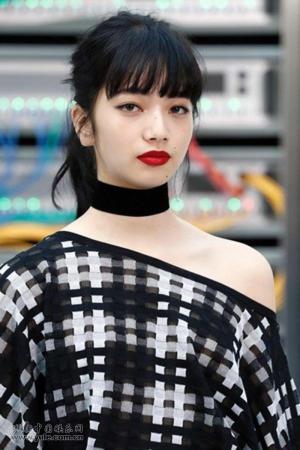 小松菜奈-第1张图片-旧杳电影网