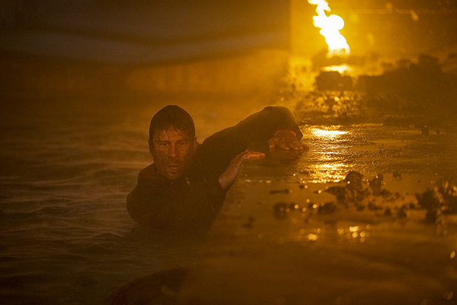 《猎杀游戏》定档12月5日 上演“大逃杀”直播-第3张图片-旧杳电影网 《猎杀游戏》定档12月5日 上演“大逃杀”直播-第3张图片-旧杳电影网