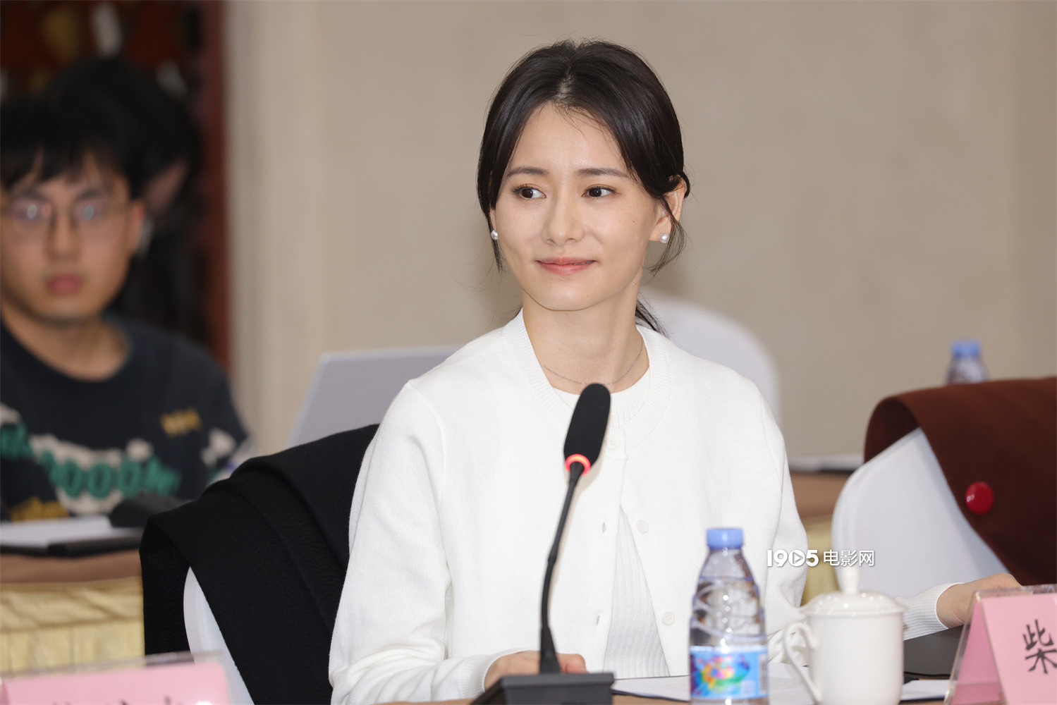 《灼灼韶华》研讨会 专家主创热议“她题材”创作-第5张图片-旧杳电影网 《灼灼韶华》研讨会 专家主创热议“她题材”创作-第5张图片-旧杳电影网