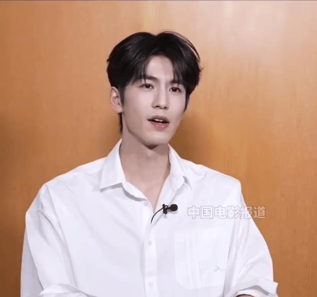 江苏电力回应张凌赫曾想求职:公子可愿至吾处体验-第2张图片-旧杳电影网 江苏电力回应张凌赫曾想求职:公子可愿至吾处体验-第2张图片-旧杳电影网