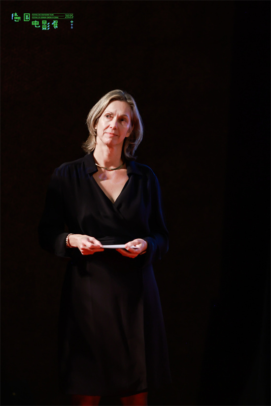 德国电影展开幕 悬疑惊悚片《歇斯底里》为开幕片-第2张图片-旧杳电影网