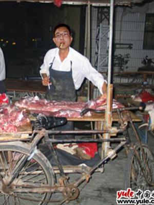 猪肉男-第1张图片-旧杳电影网