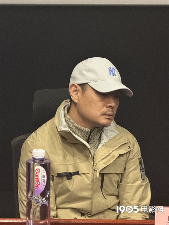 《不该停止的追问》看片 导演盛赞李梦柴蔚姐妹情-第2张图片-旧杳电影网