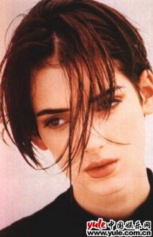 薇诺娜·赖德-第1张图片-旧杳电影网