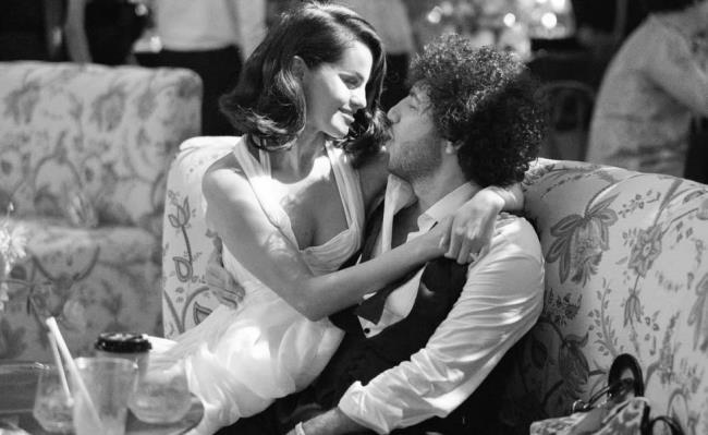 赛琳娜谈婚后生活：他是我能与之共度余生的人-第1张图片-旧杳电影网