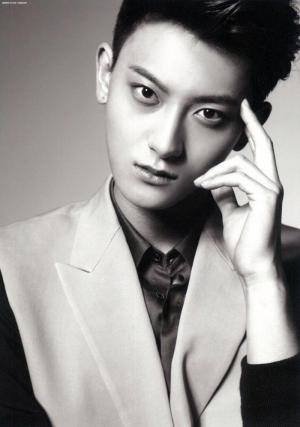 黄子韬-第1张图片-旧杳电影网