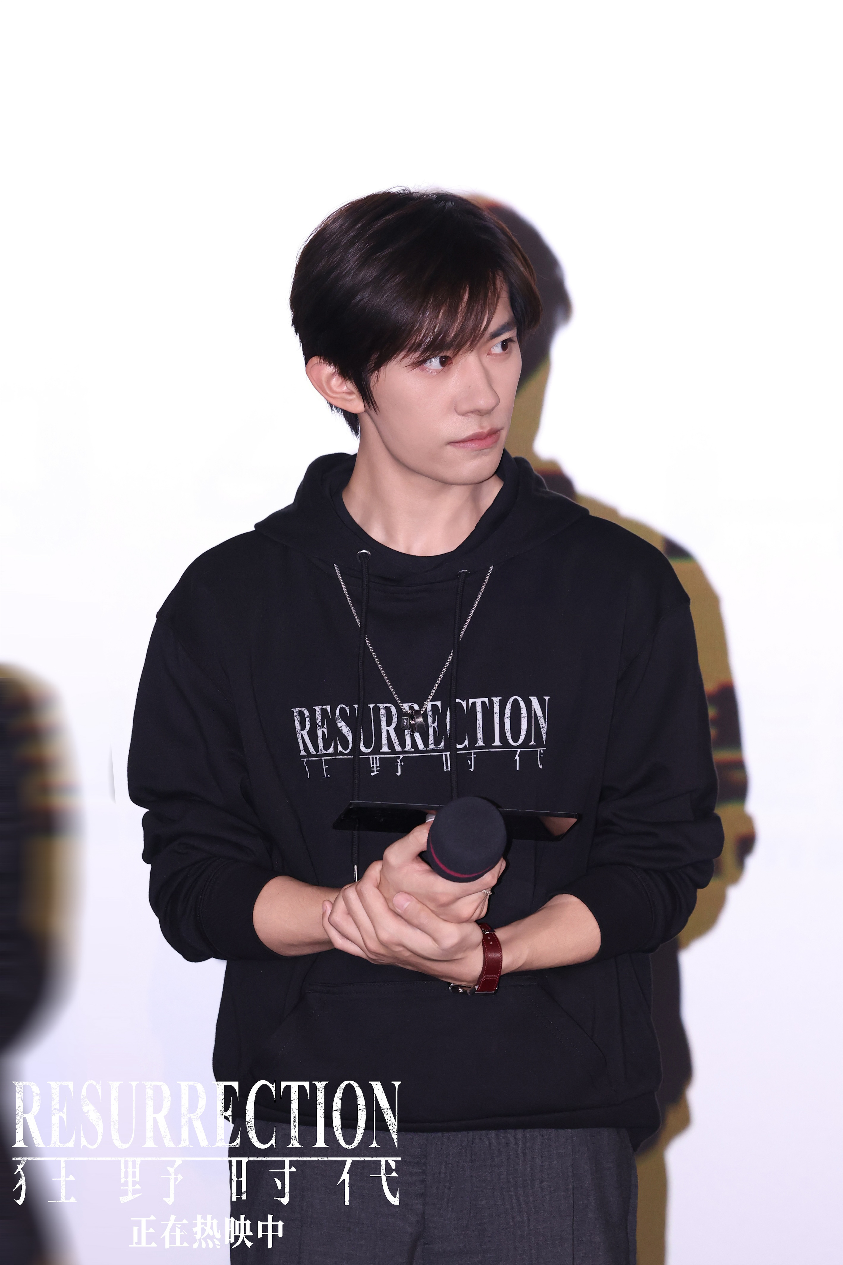 易烊千玺舒淇亮相《狂野时代》首映 李安称赞影片-第2张图片-旧杳电影网 易烊千玺舒淇亮相《狂野时代》首映 李安称赞影片-第2张图片-旧杳电影网