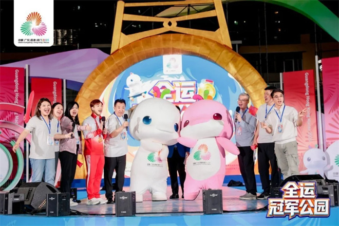 吉祥物原型“拍片”了!纪录电影《中华白海豚》12月12日全国上映-第2张图片-旧杳电影网 吉祥物原型“拍片”了!纪录电影《中华白海豚》12月12日全国上映-第2张图片-旧杳电影网