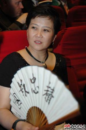 胡玫-第1张图片-旧杳电影网