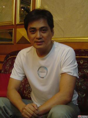 汤镇宗-第1张图片-旧杳电影网