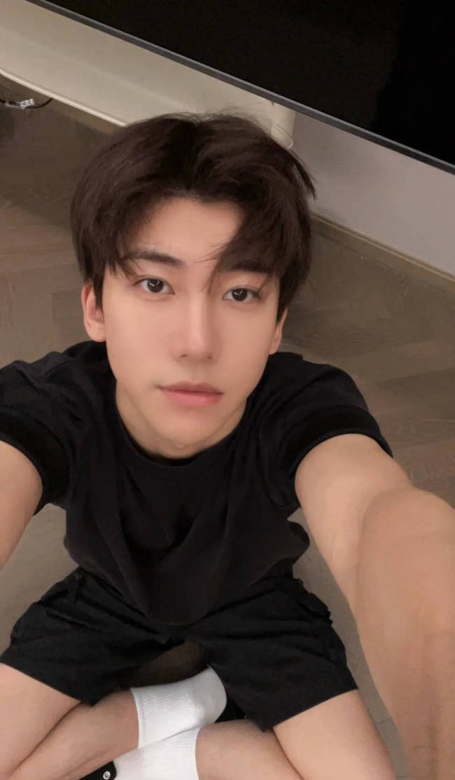 “唯一的姐”向丁泽仁公开道歉！晒与丁泽仁判决书-第1张图片-旧杳电影网