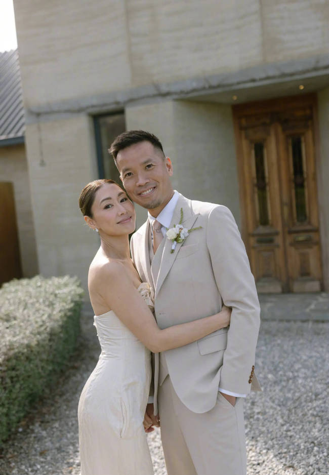 胡定欣否认怀孕!直言没生孩子压力 享受二人世界-第3张图片-旧杳电影网 胡定欣否认怀孕!直言没生孩子压力 享受二人世界-第3张图片-旧杳电影网