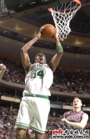 保罗·皮尔斯-第1张图片-旧杳电影网