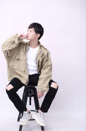 张文浩-第1张图片-旧杳电影网