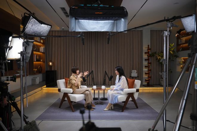 30万分手费vs3000万求婚钻戒：一个前妻的修养-第8张图片-旧杳电影网