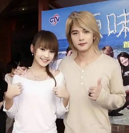 40+嫁“海王”，她真好色-第7张图片-旧杳电影网