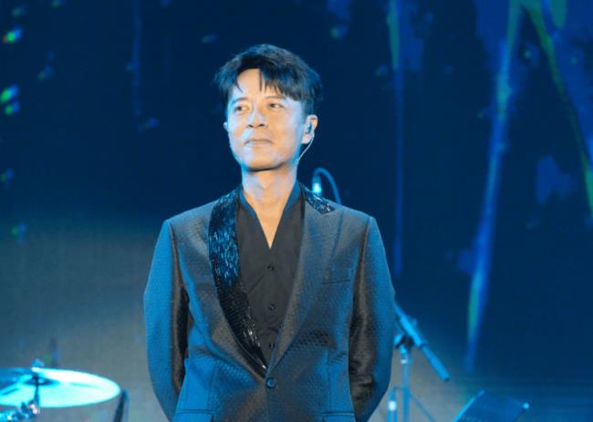 李克勤回应岳父和妻弟断绝关系-第1张图片-旧杳电影网