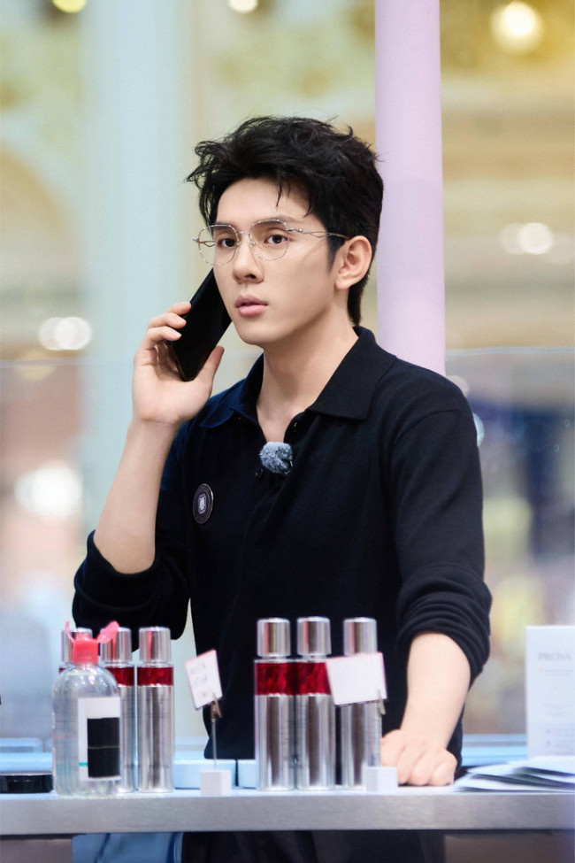 《巴黎合伙人》双店经营迎考验 国货出海渠道再升级-第3张图片-旧杳电影网 《巴黎合伙人》双店经营迎考验 国货出海渠道再升级-第3张图片-旧杳电影网