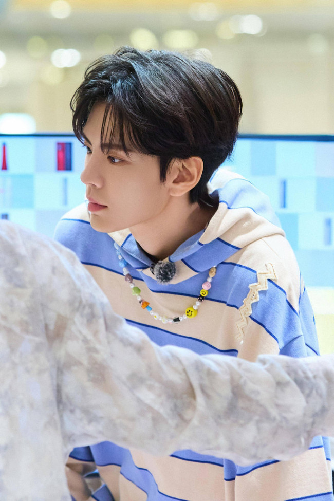 《巴黎合伙人》双店经营迎考验 国货出海渠道再升级-第4张图片-旧杳电影网 《巴黎合伙人》双店经营迎考验 国货出海渠道再升级-第4张图片-旧杳电影网