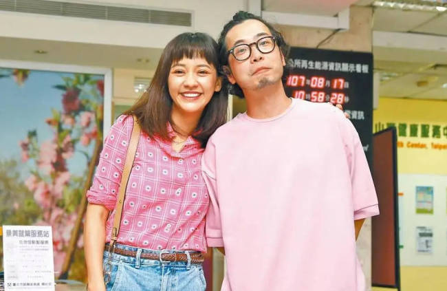 陈意涵谈倒追老公趣事!笑称老公喜欢自己牙齿漏风-第2张图片-旧杳电影网 陈意涵谈倒追老公趣事!笑称老公喜欢自己牙齿漏风-第2张图片-旧杳电影网