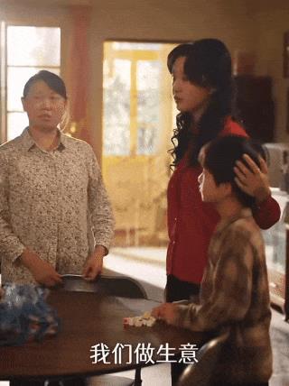 国产短剧新标杆？她值得-第9张图片-旧杳电影网