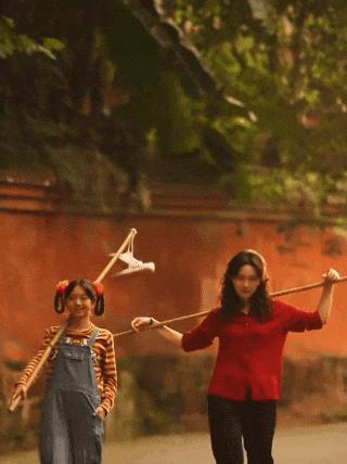 国产短剧新标杆？她值得-第12张图片-旧杳电影网